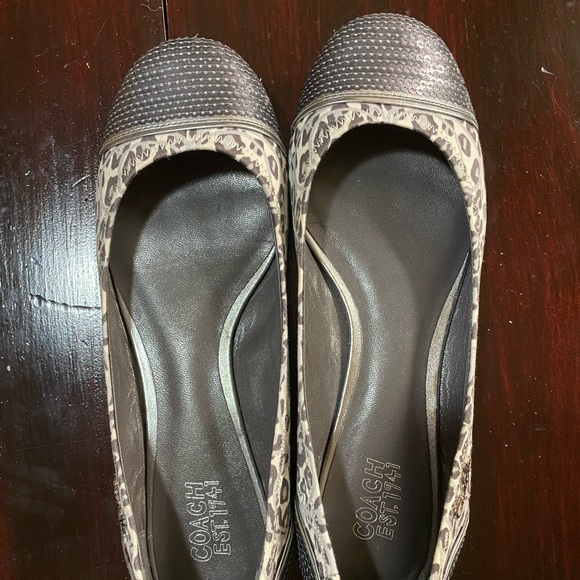 NWOT Authentic Coach Grey Leopard and Sequin Flats - Picture 6 of 9